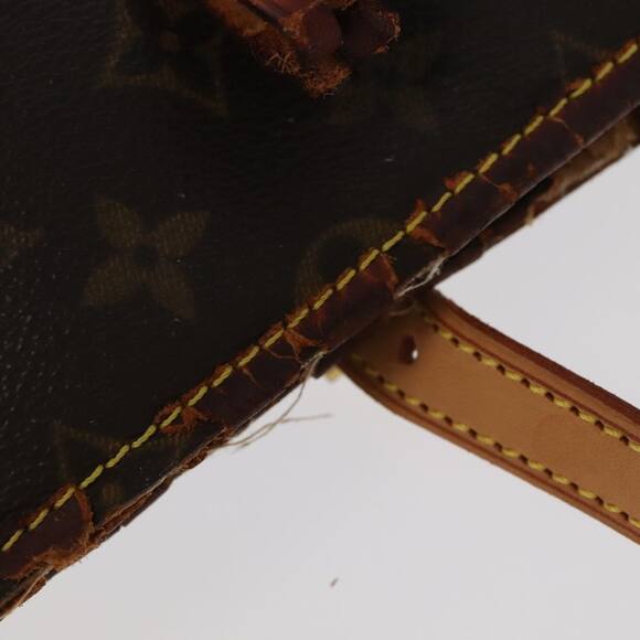 LOUIS VUITTON Monogram Bucket PM Shoulder Bag M42238 - Picture 7 of 16